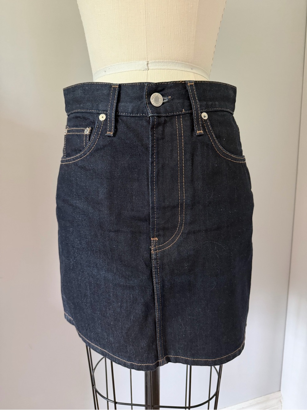 Helmut Lang Dark Indigo Denim Mini Skirt Size 27 Small Luxury Designer Cotton